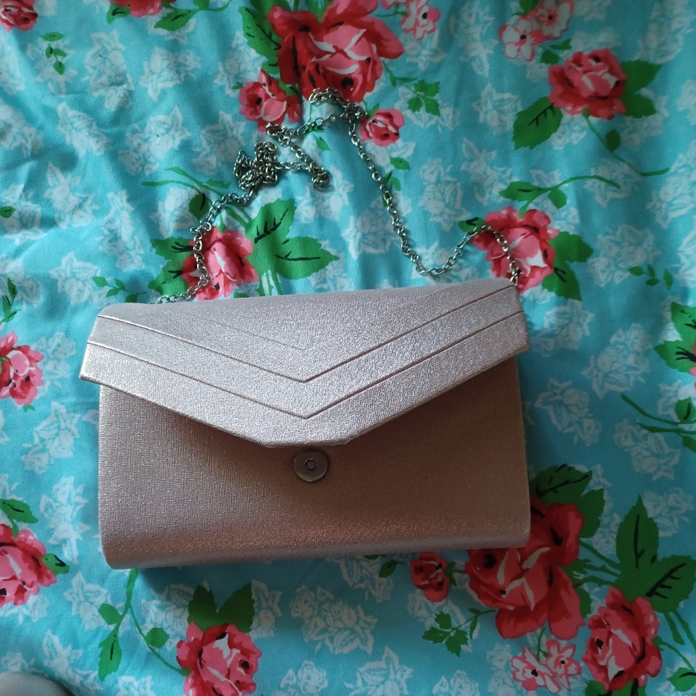Milisente clutch purse with chain